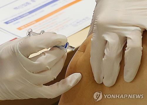 임신부 RSV 백신, 신생아 초기 생애 74% 보호…획기적 연구 결과